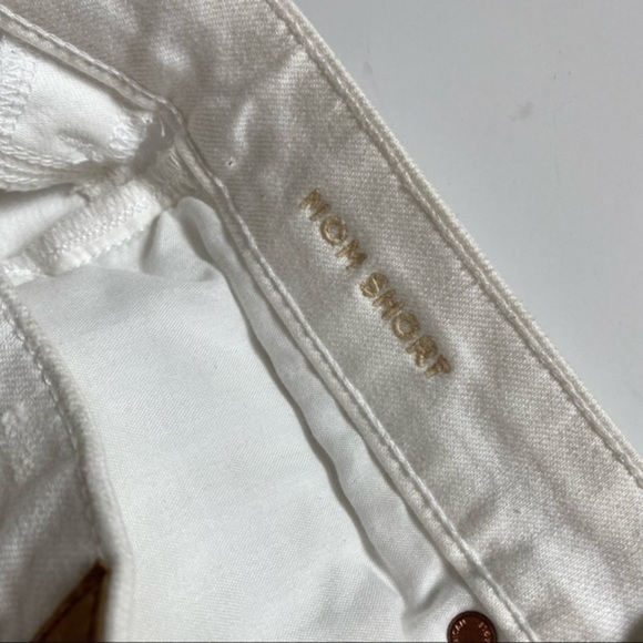 American Eagle Outfitters • Destroyed Cuffed White Mom Shorts - Picture 6 of 7